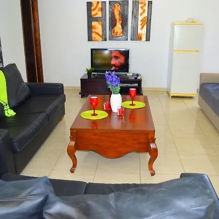 Grand Napa Harbor 3 Bedroom Penthouse Large 65m2 Balcony With Sea View Lägenhet